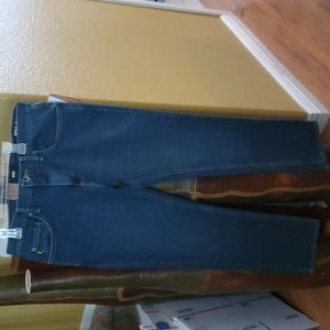 Vans V16 Slim Size 32 x 30